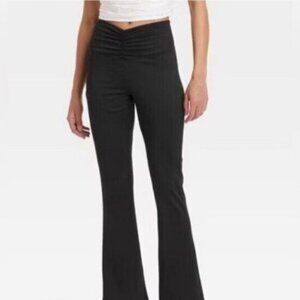 Becco black flare yoga leggings high rise ruched v shape‎ front waistband large